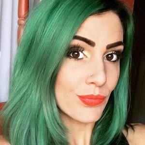 Meet your Posher, Jenny